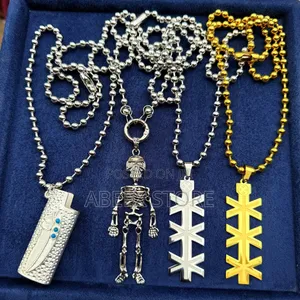 Sarkara Mai Kyau Da Pendant