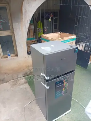 Hisense 205L Double Door Refrigerator