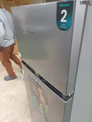 Hisense 205L Double Door Refrigerator with Top Freezer