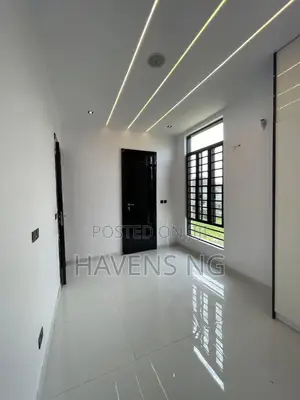 5-Bedroom Luxury Duplex with Pool & Gym in Ologolo, Lekki