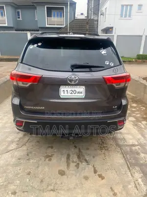 2015 Toyota Highlander Gray