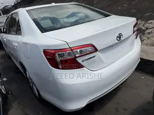 2013 Toyota Camry LE Sedan White