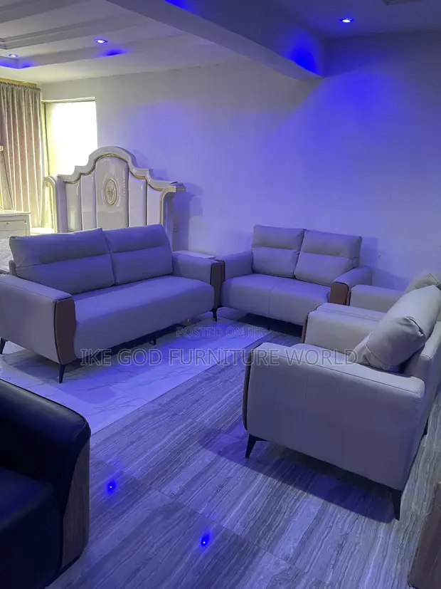 Sabon Sofa Na Fata 7-Seater Mai Shigo Da Shi - 1