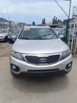 Kia Sorento 2012 Silver - 2