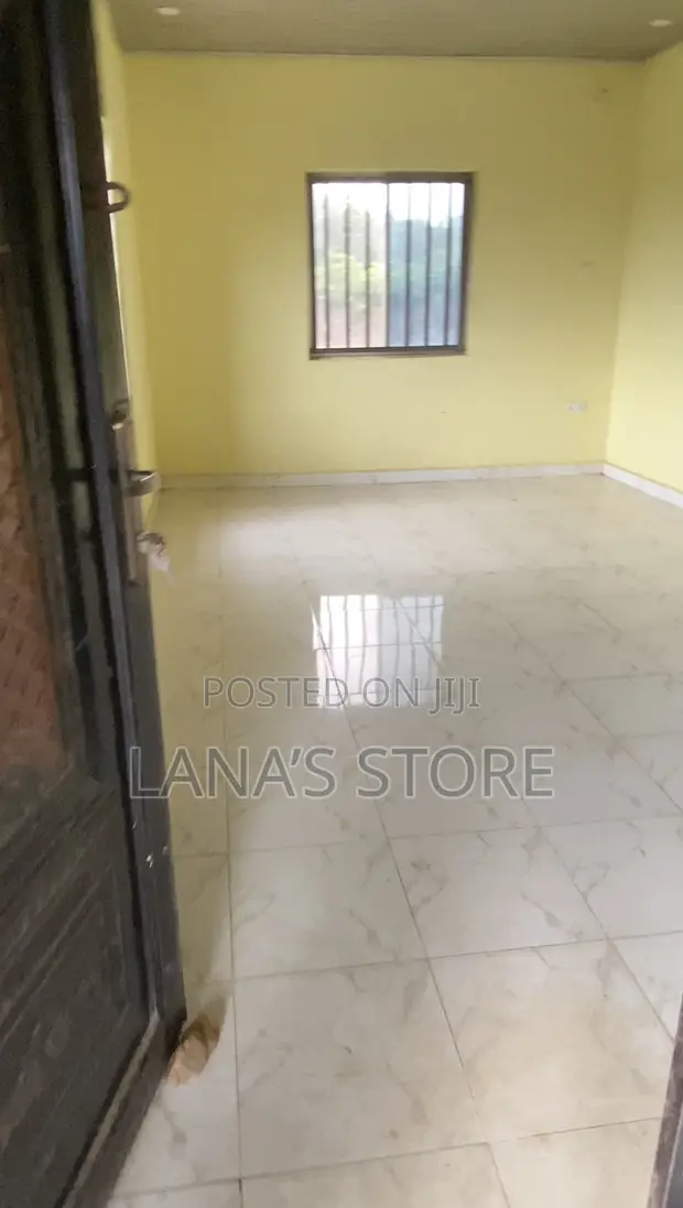 3-Bedroom Apartment for Rent in Az Garden, Obafemi-Owode - 1