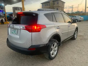 2014 Toyota RAV4 XLE 2.5L SUV