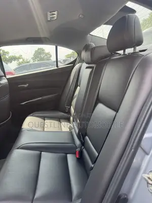 2016 Acura TLX Base FWD (2.4L 4cyl) Silver