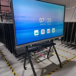 Elon Display 100" Mai Hulɗa Tare da Tashar Tsaye