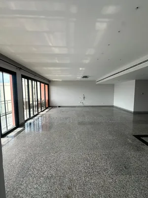 3-Bedroom Penthouse Apartment don haya a Banana Island, Ikoyi