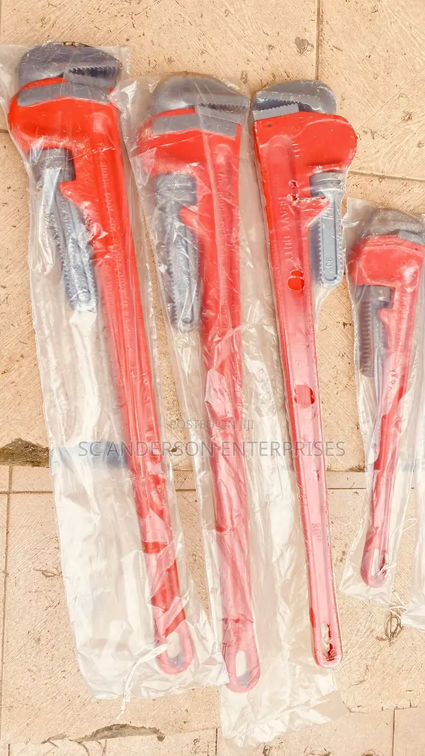 Heavy Duty Pipe Wrench (Various Sizes) - 1