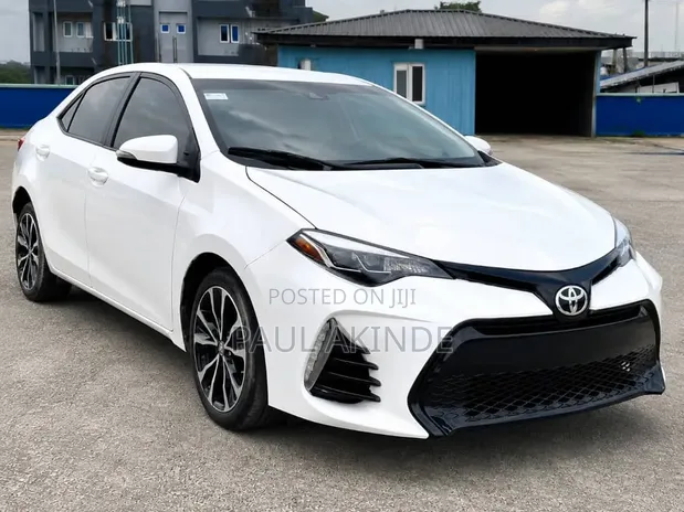 2017 Toyota Corolla SE Special Edition Sedan - 1