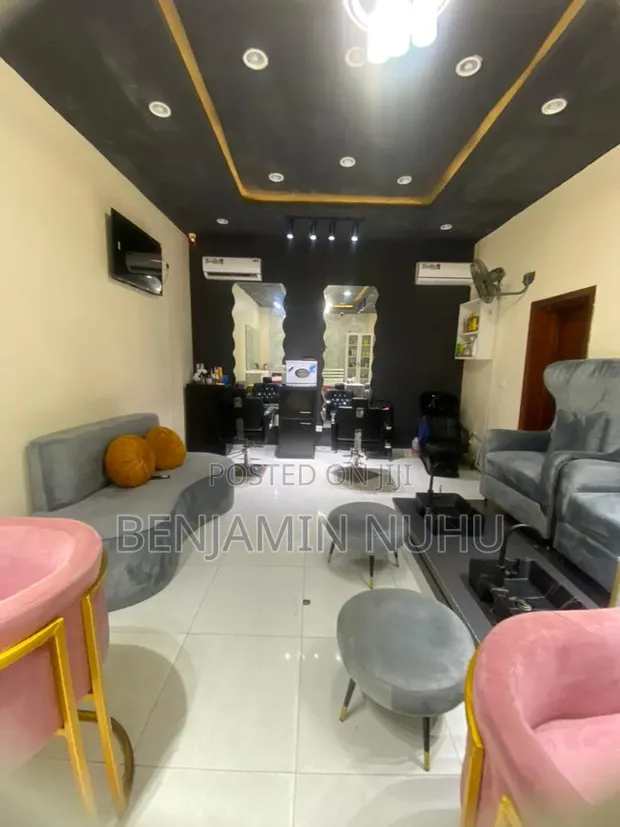 Saloon Shop for Sale in Ilaje / Lekki - 1