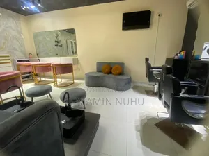 Saloon Shop for Sale in Ilaje / Lekki