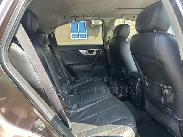 Infiniti FX35 Base 4x2 2010 Gray - 1