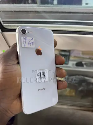 Apple iPhone 8 64GB White (UK Used)