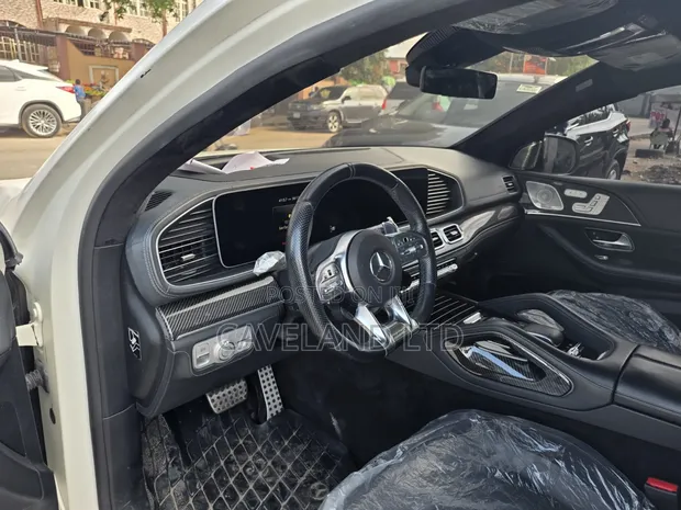 Mercedes-Benz AMG GLE 63 S 4MATIC 2021 Mai Launin Off-White - 1