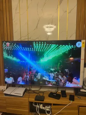 Hisense 65-inch Smart TV da Akwatin Asali