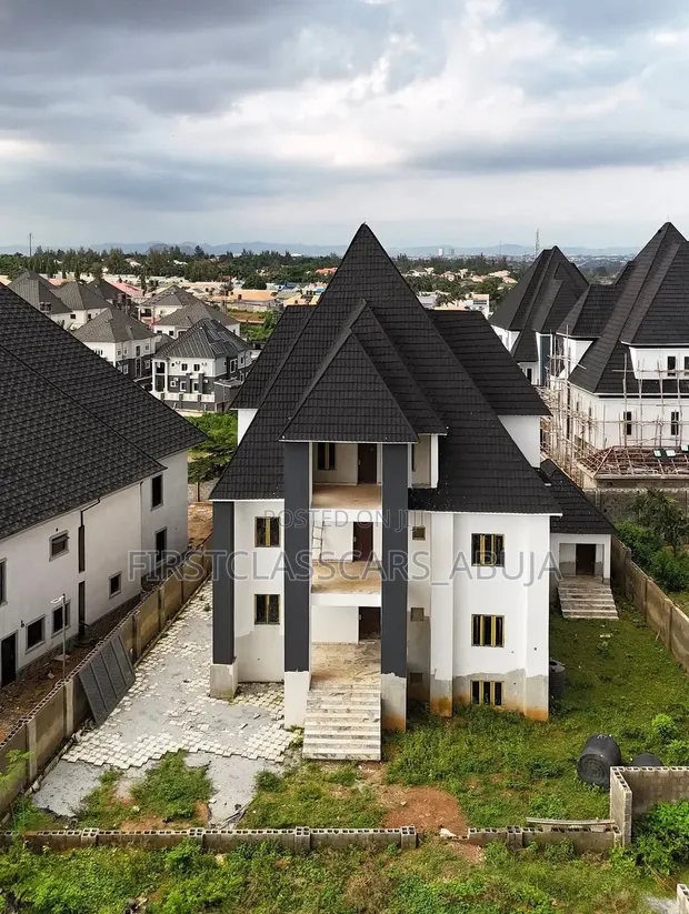 8-Bedroom Luxury Duplex with Land in Lokogoma - 1