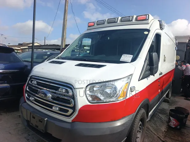 2019 Ford Transit 250 Ambulance - 1