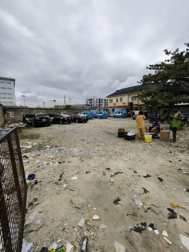 728 SQM Mixed-Use Land for Sale, Lekki Phase 1 - 1