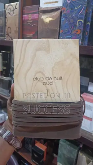 Club De Nuit Oud I Eau de Parfum by Afnan