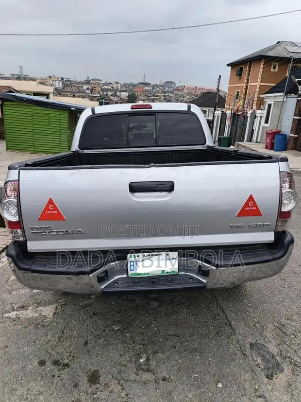 Toyota Tacoma 2009 Azurfa - 1