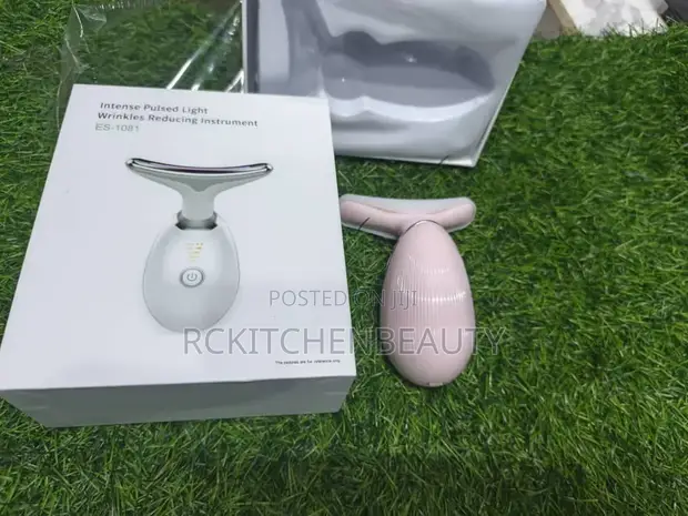 Portable Face Massager - 1