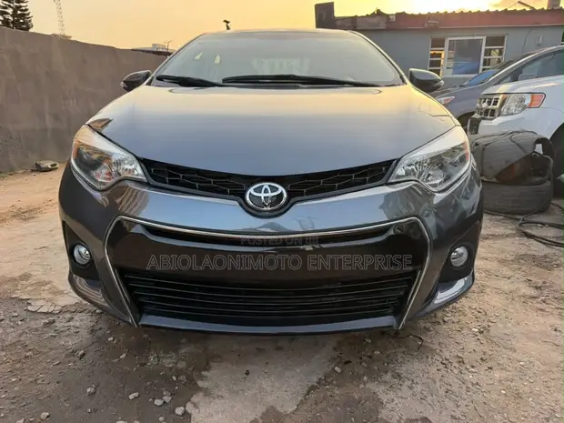 2015 Toyota Corolla S Premium Sedan - 1