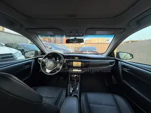 Toyota Corolla S Premium Sedan 2015