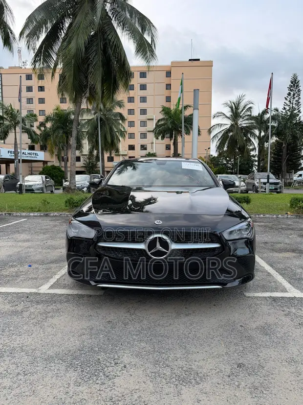 2021 Mercedes-Benz CLA 250 4MATIC Sedan - 1