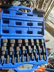 25pc Multi-Spline Screw and Bolt Extractor Set - 2