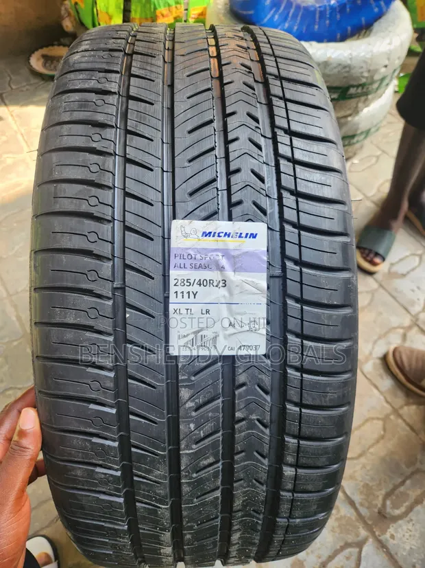 Michelin 285/40R23 Original Tires - 1