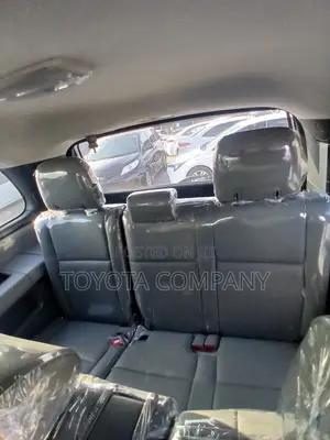 2013 Toyota Sequoia White