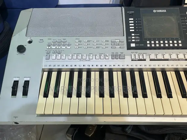 Yamaha Keyboard PSR-S710 da USB - 1