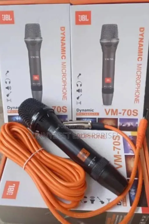 Dynamic Microphone VM70S Wired - 1