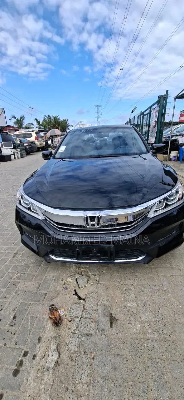 Honda Accord 2017 Black - 1