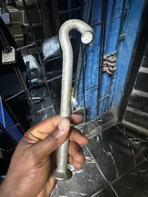 J Hock 11kV Pole Mount