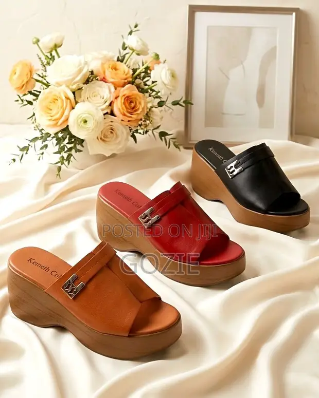 Comfortable Wedge Platform Slippers - 1