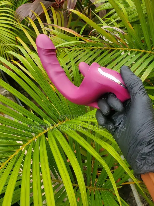 Tongue Swinging Vibrator - 1