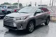2018 Toyota Highlander XLE 4x2 V6 SUV - Grey - 2