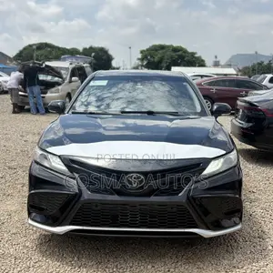2019 Toyota Camry XSE 2.5L Black