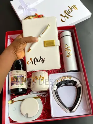 Customized Gift Boxes & Packages