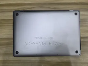 Apple MacBook Pro 2019 15" 32GB RAM 1TB SSD Core i9