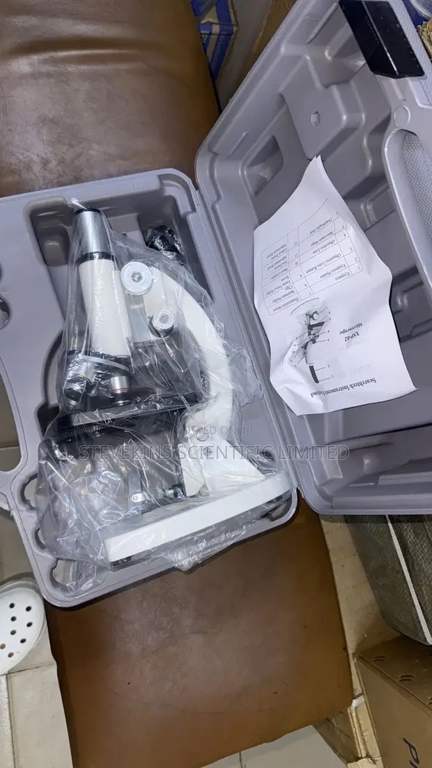 Brand New Student Microscope by Searchtech Instruments - 1