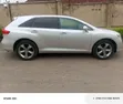 Toyota Venza 2010 Silver - 4