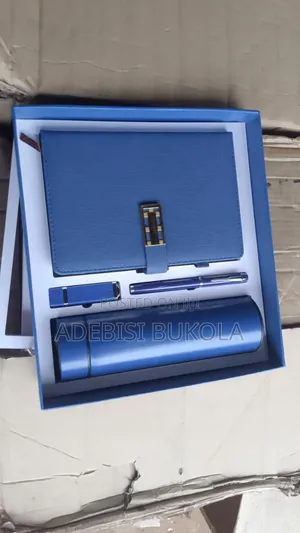 Custom T-Shirt & Gift Package Printing