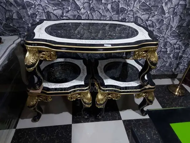 Royal Design Center Table tare da Stools 3 - 1