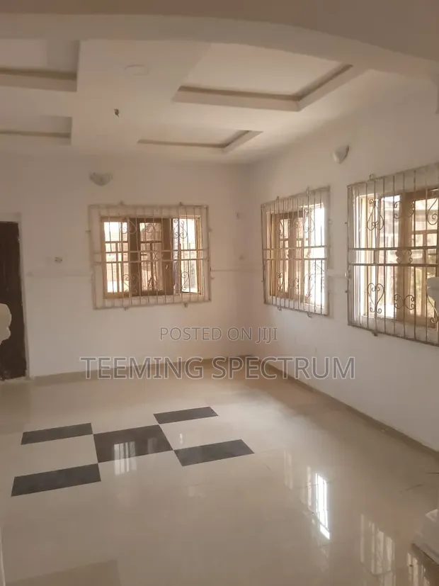 3 Bedroom Apartment for Rent in Benin City - 1