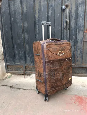 Swiss Polo Leather Box Luggage - Medium Size