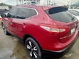 Nissan Qashqai 2016 Red - 2